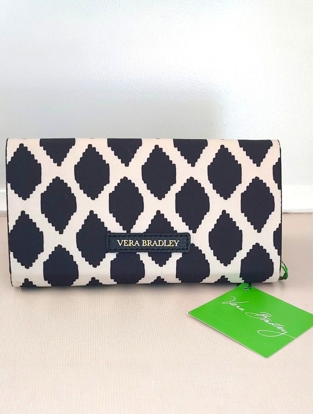 Vera Bradley Black and Cream Geometric Foldable Sunglass Case NWT
